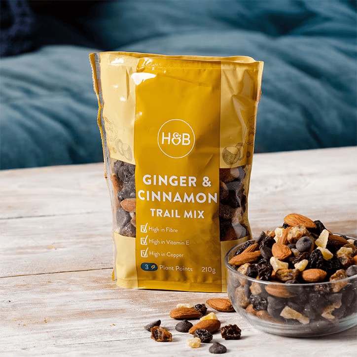 Holland &amp; Barrett Ginger and Cinnamon Trail Mix - 210g