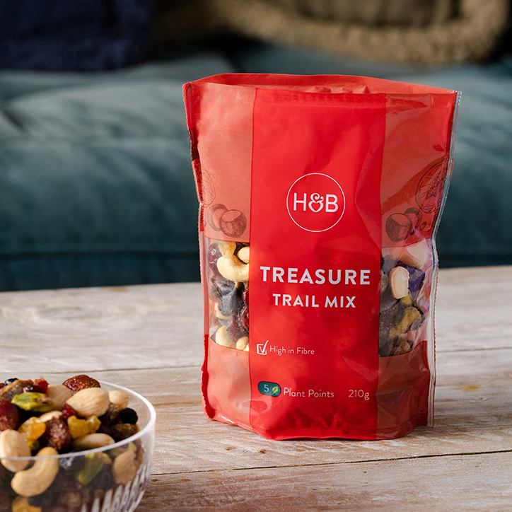 Holland &amp; Barrett Treasure Nut Mix - 210g